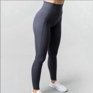 Alphalete Surface Pocket Leggings
